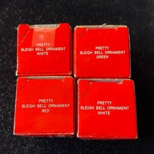 Avon Vintage Set o/4 Pretty Sleigh BellOrnaments 2/ white/ 1 red/ 1/ grn